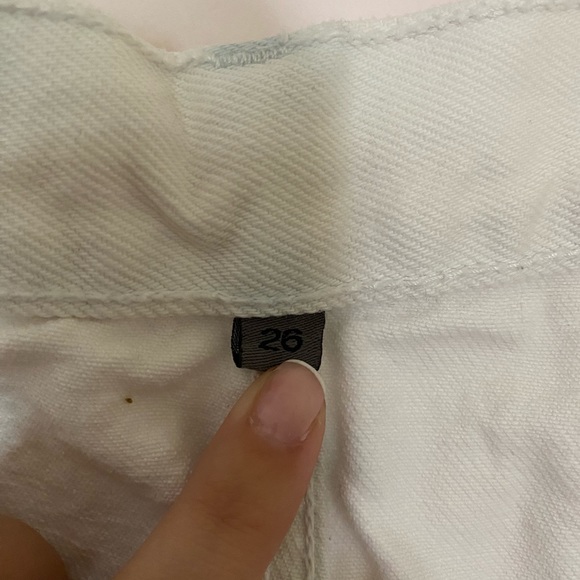 CARMAR white skirt with zipper, SIZE 26 - Picture 3 of 4